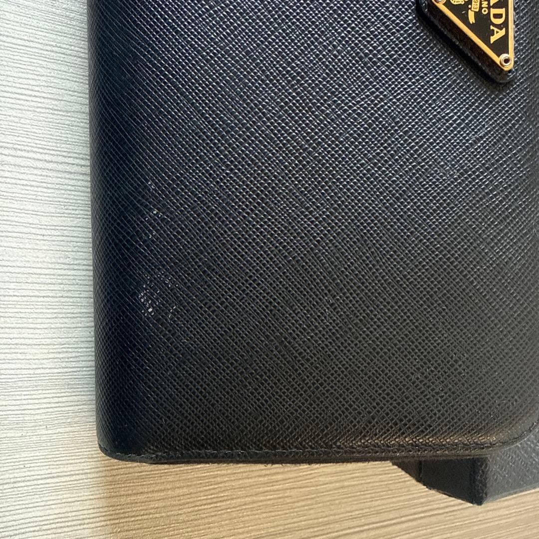 PRADA ブラックレザー長財布