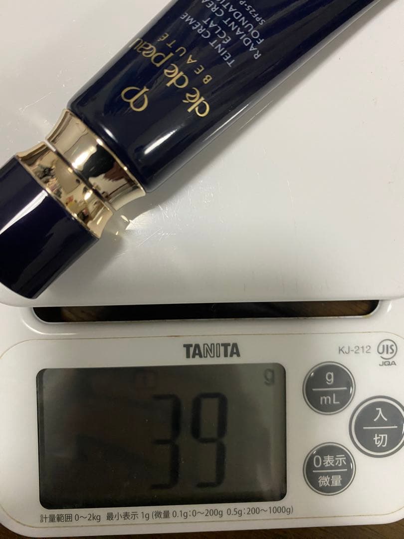 美品クレドポーボーテ　タンクレームエクラn