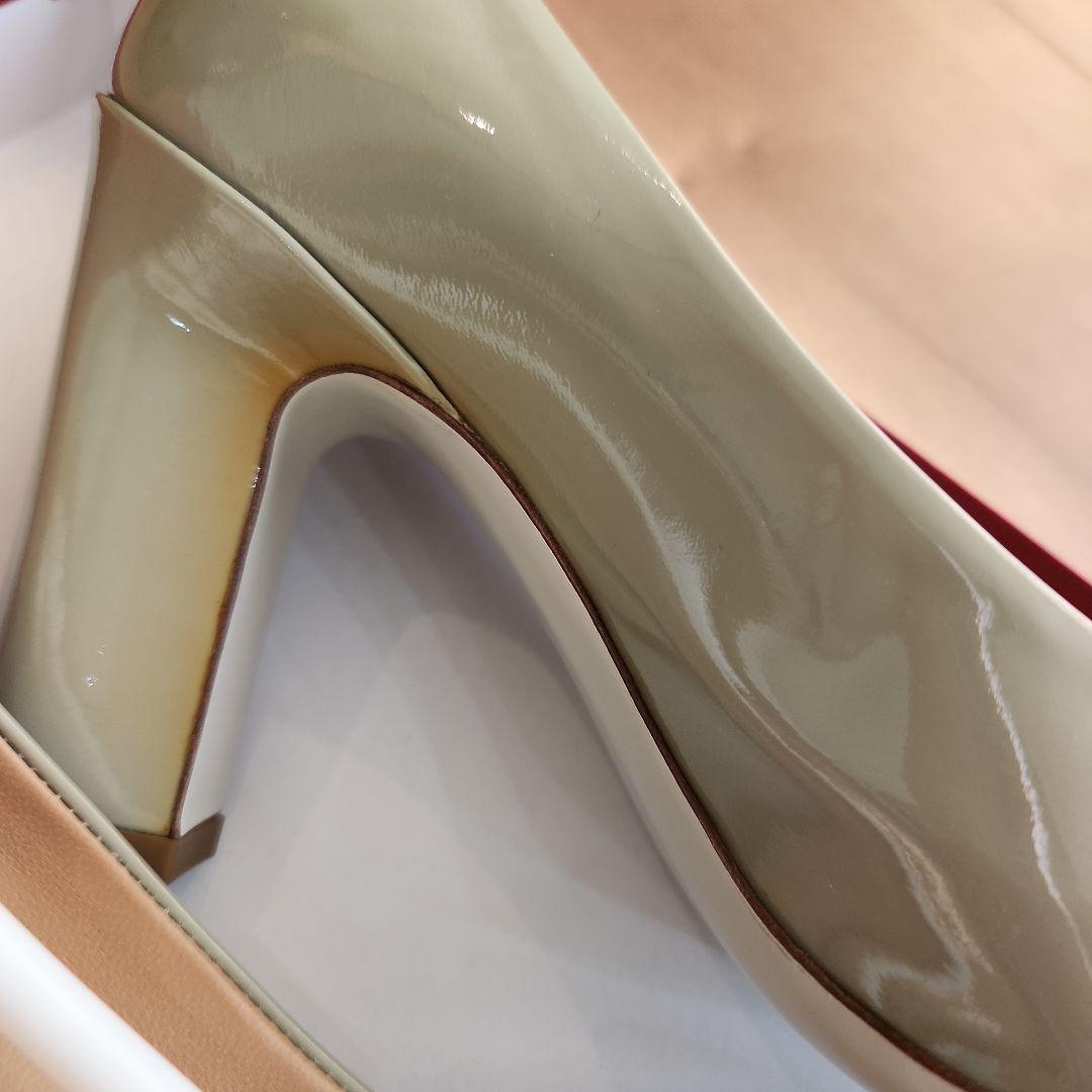 フェラガモパンプス23センチ