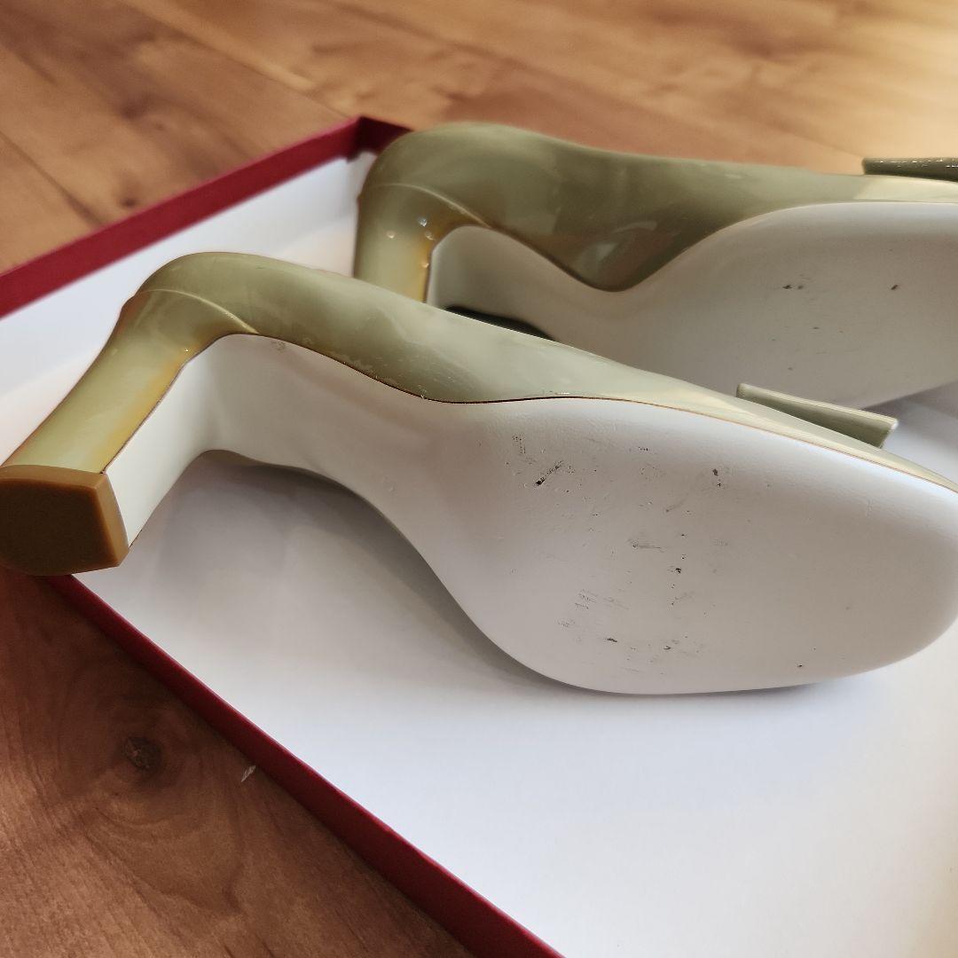 フェラガモパンプス23センチ