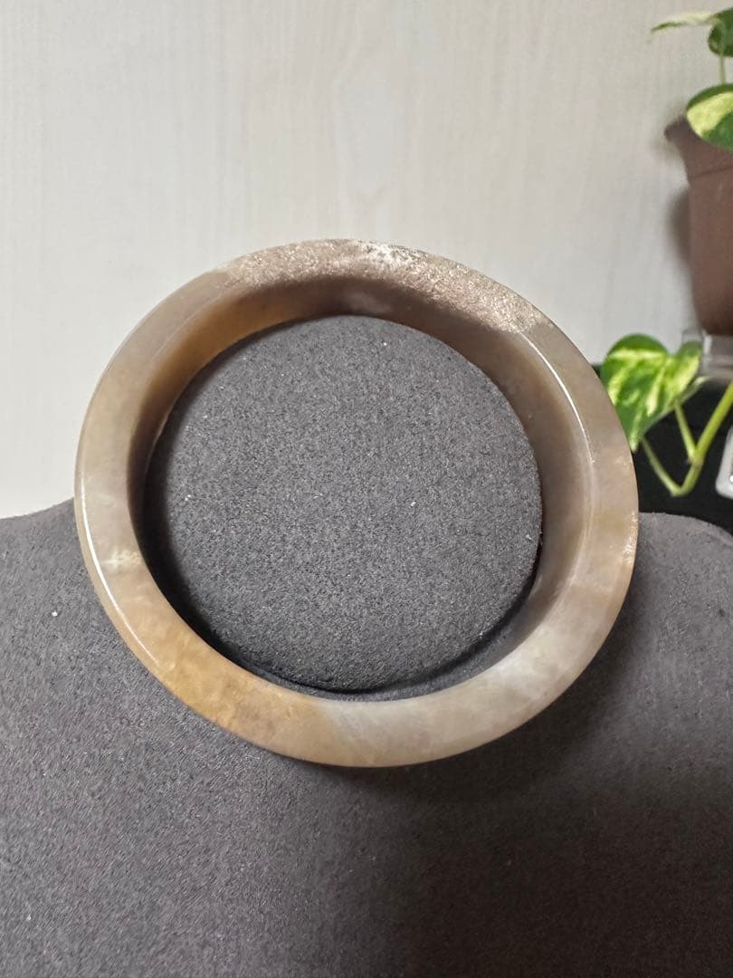 フォシルコーラル　方型バングル　化石珊瑚バングル　珊瑚玉バングル