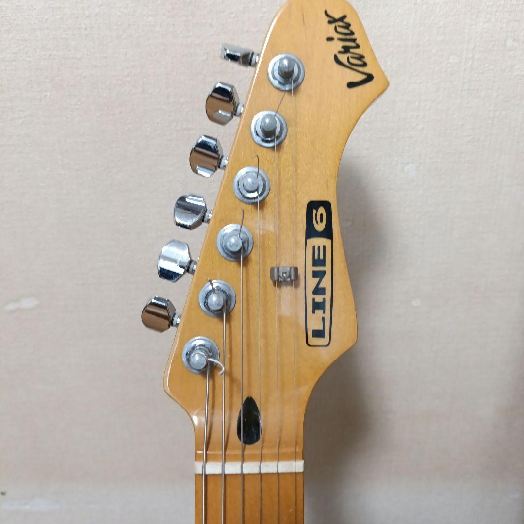 LINE 6 Variax 600 白 エレキギター