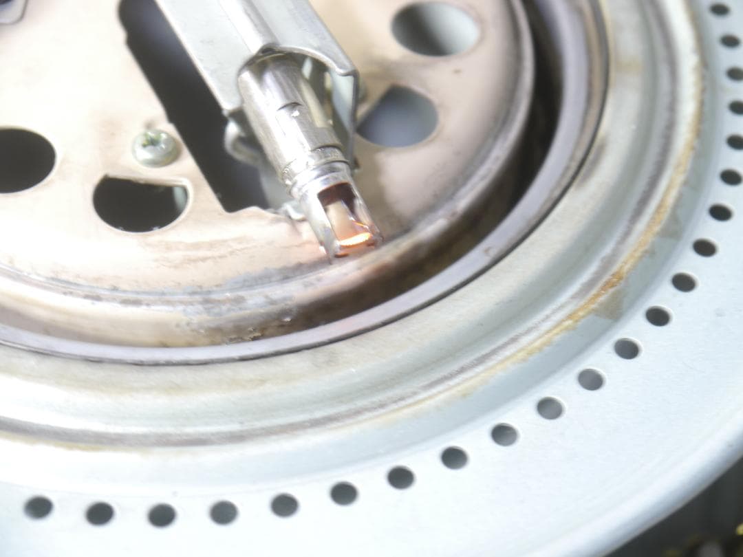 動作品◆コロナ/CORONA 石油ストーブ SL-66F 木造17畳◆2013年