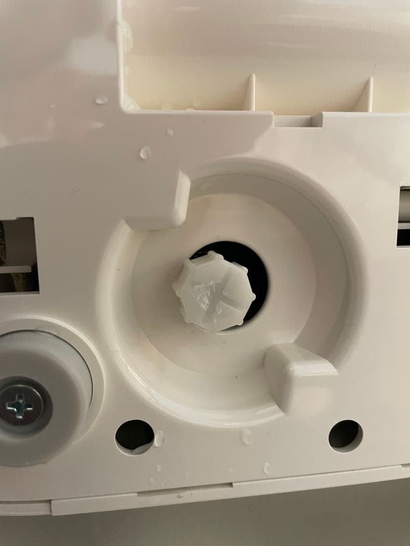 エブリィフレシャスミニ　ホワイト　浄水型ウォーターサーバー