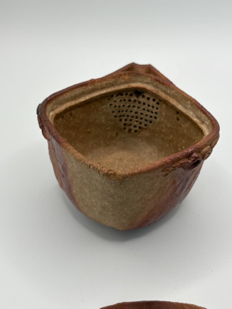 森風来作　備前手捻り角宝瓶