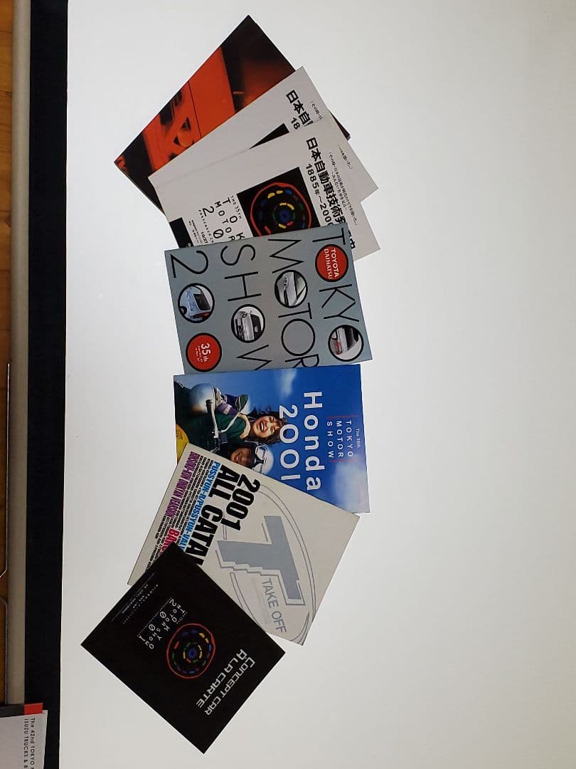 貴重、外車国産車 カタログ250枚1995年~2024年。価値を生かすのは貴方