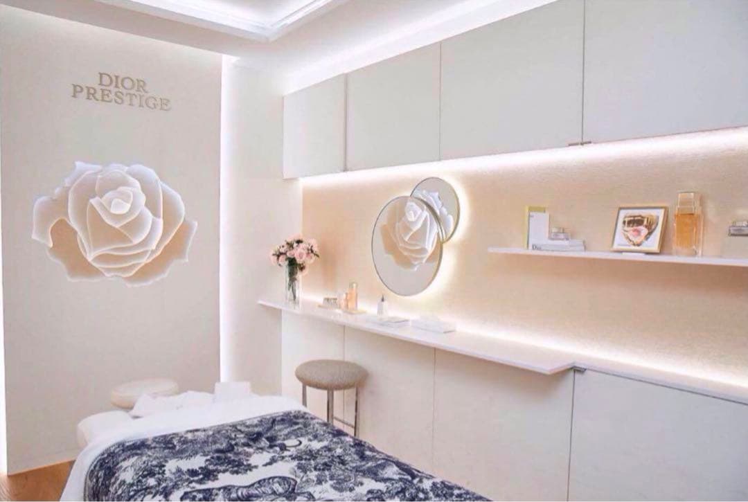 《新品》Dior☆目元美容液☆プレステージ マイクロ セラム ド ローズ ユー