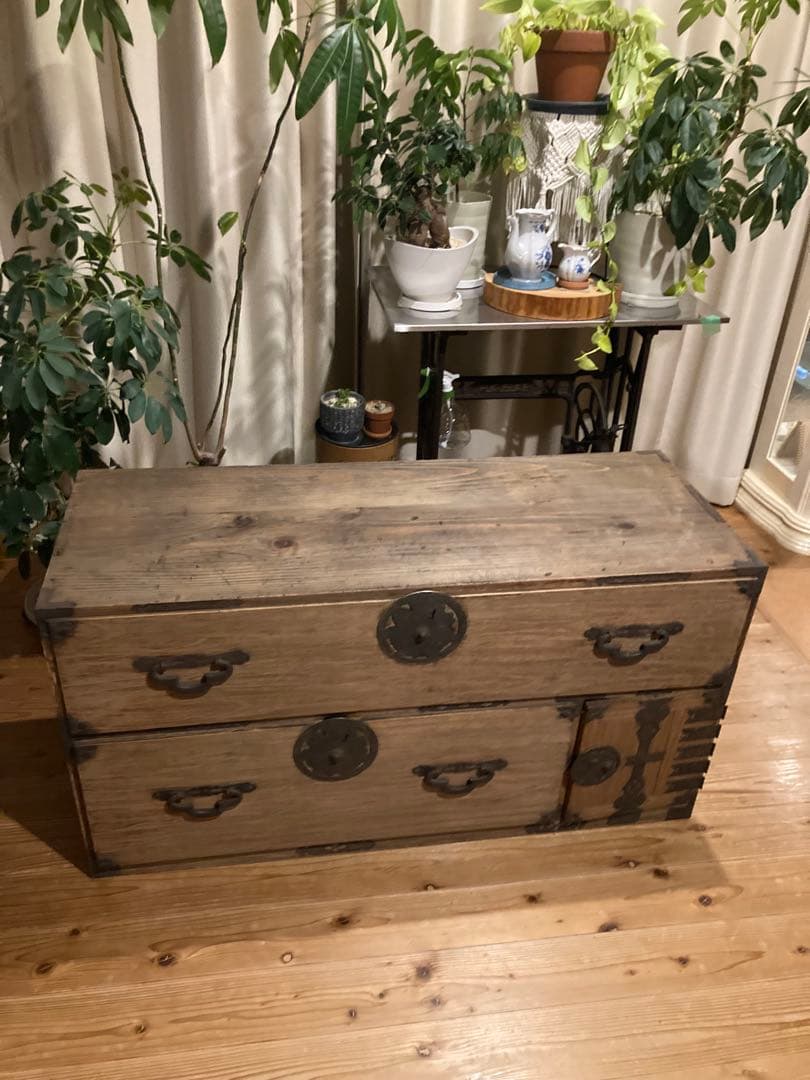 昭和レトロ　桐箪笥　時代家具　着物箪笥　①