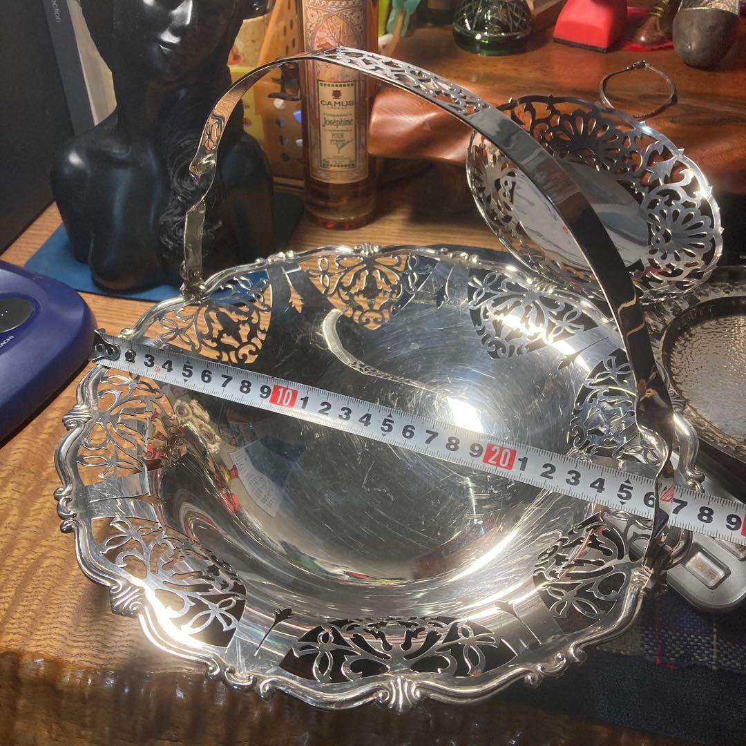 @(・●・)@もしかして…家のカッパえびせんの大皿は100万円ぐらいかも知れない