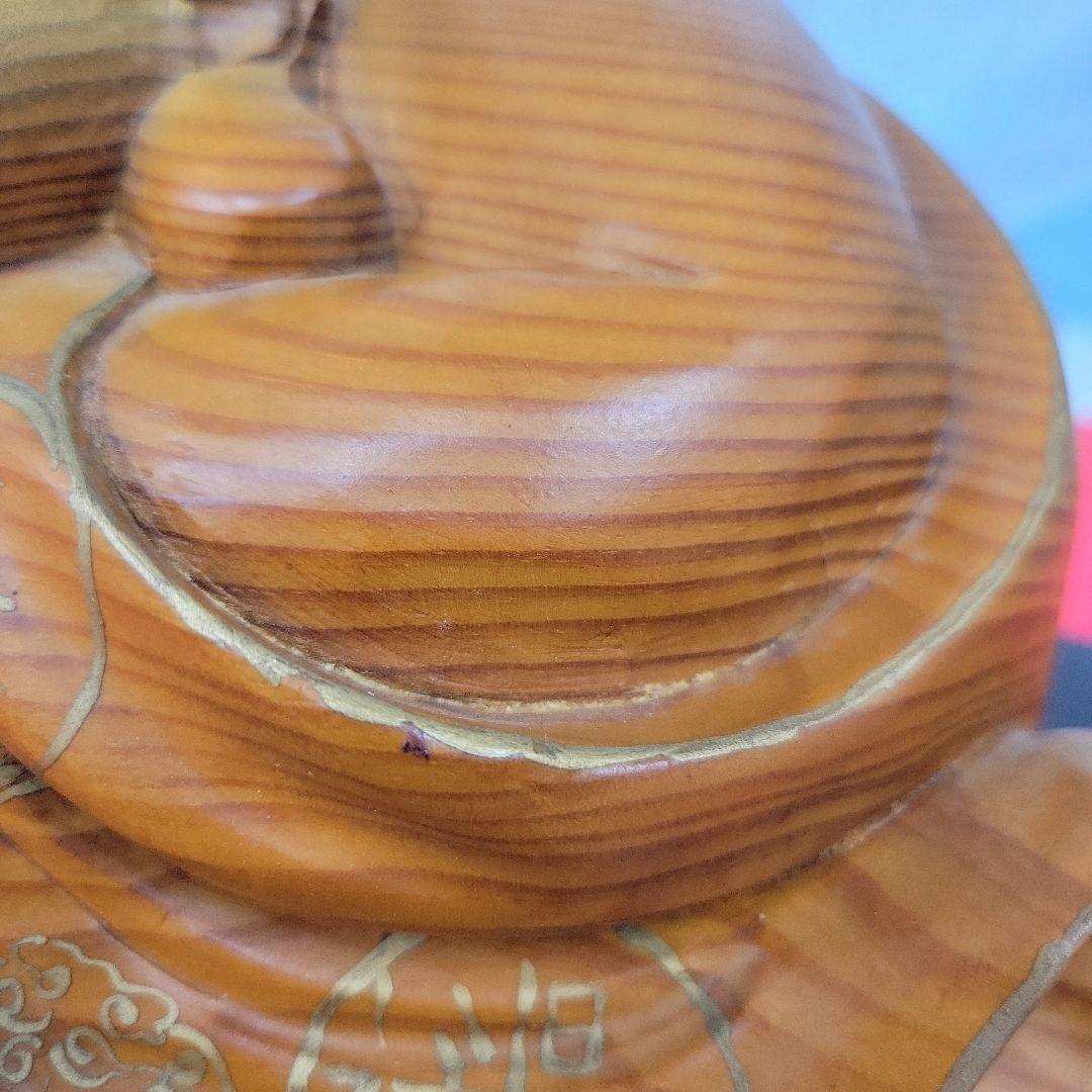 木彫り　笑仏　ガラス玉　台座付