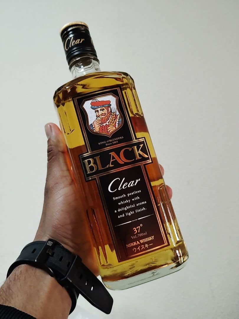 BLACK Clear ウイスキー 37%