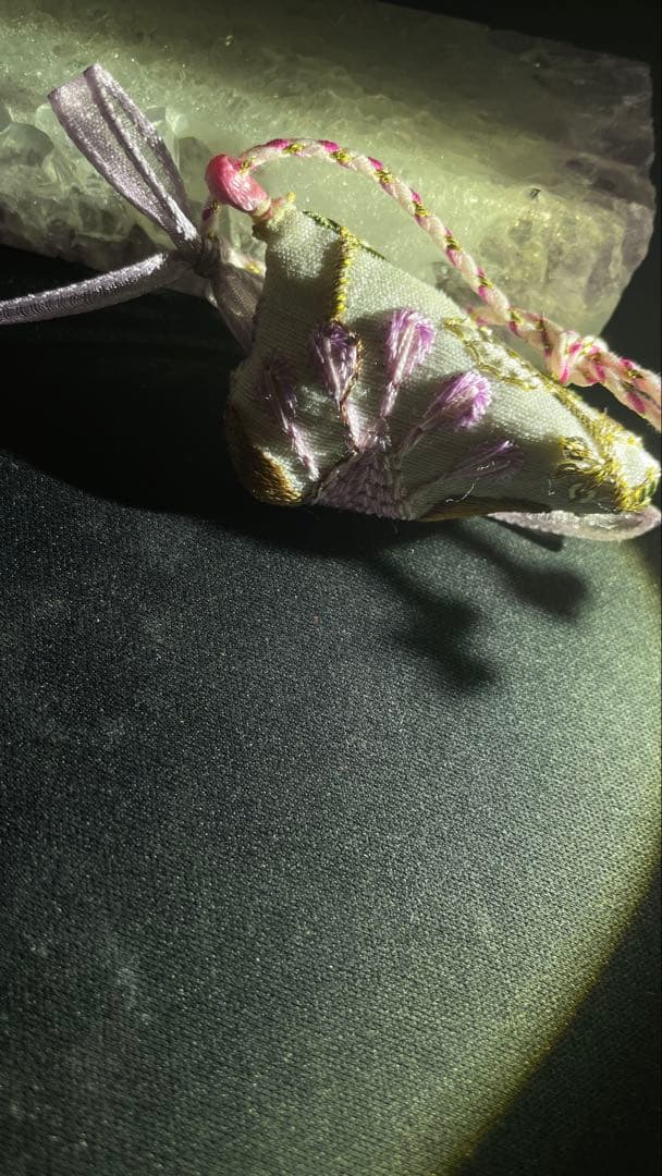 即購入可 中鈴コロりん香り袋お守り 優しく鳴る度に浄化＆開運炸裂