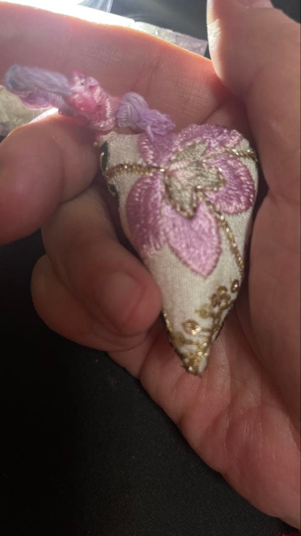 即購入可 中鈴コロりん香り袋お守り 優しく鳴る度に浄化＆開運炸裂