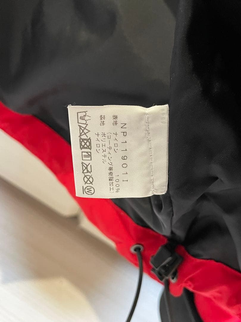 SUPREME マウンテンパーカー レッド