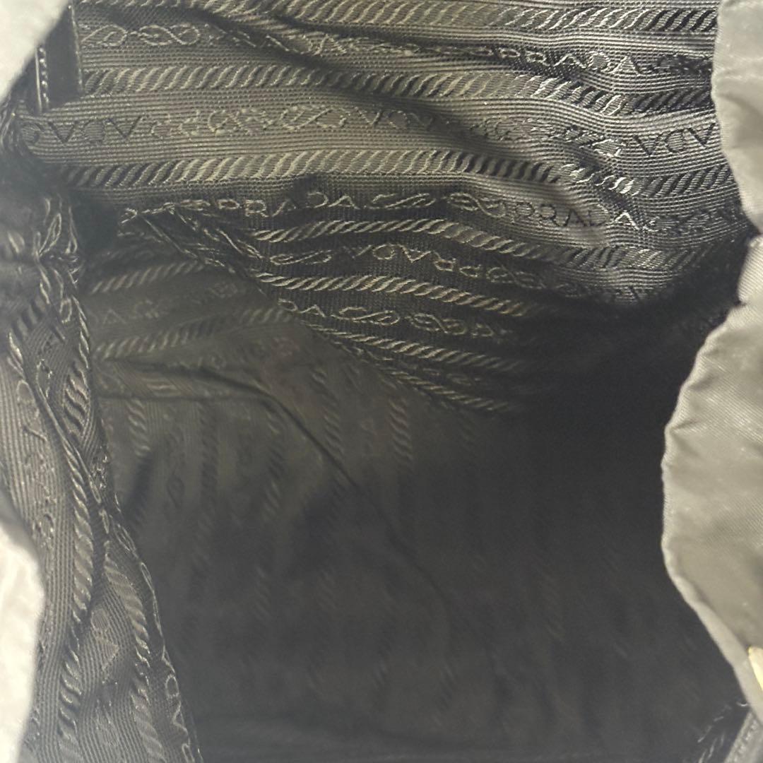 極美品　定番PRADA VELAナイロン リュックサック白タグあり