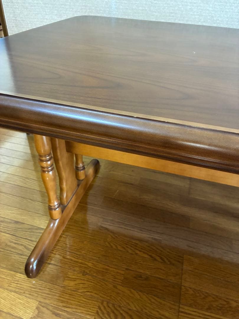 【カリモク】　コロニアル　ダイニングテーブル　クラシック karimoku