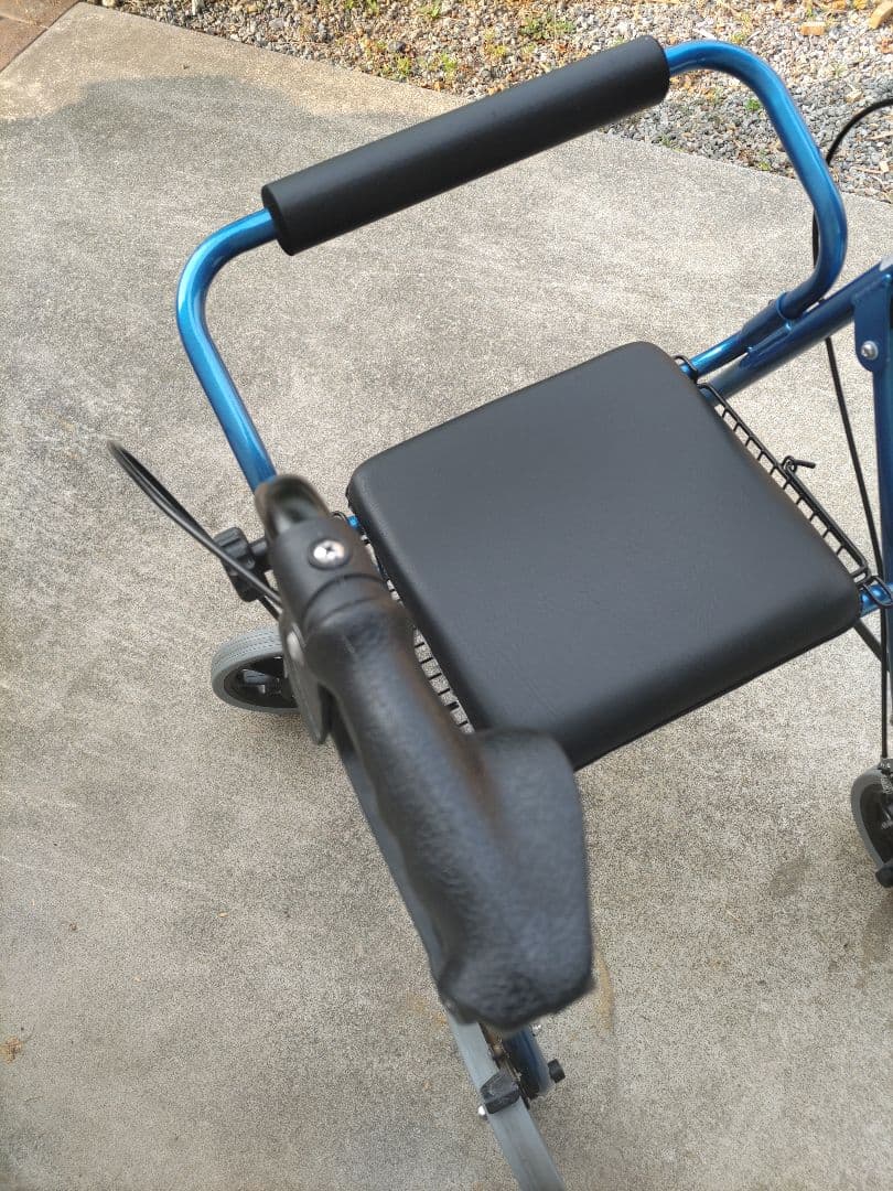 2023年製☆竹虎 TAKETORAハッピーⅡ NB メタリックブルー☆歩行器