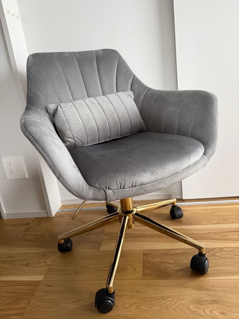 キャスター付きデスクチェア　ベロア生地