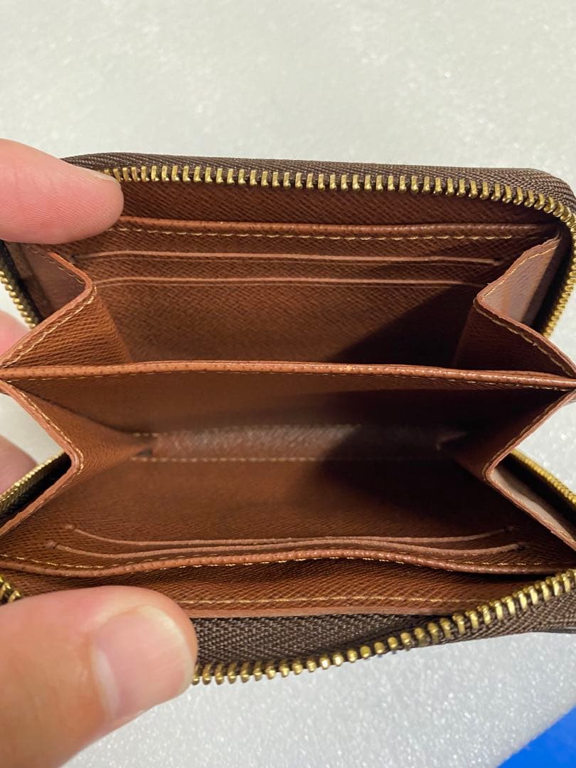 ルイヴィトン モノグラム ケース ジッピーパース