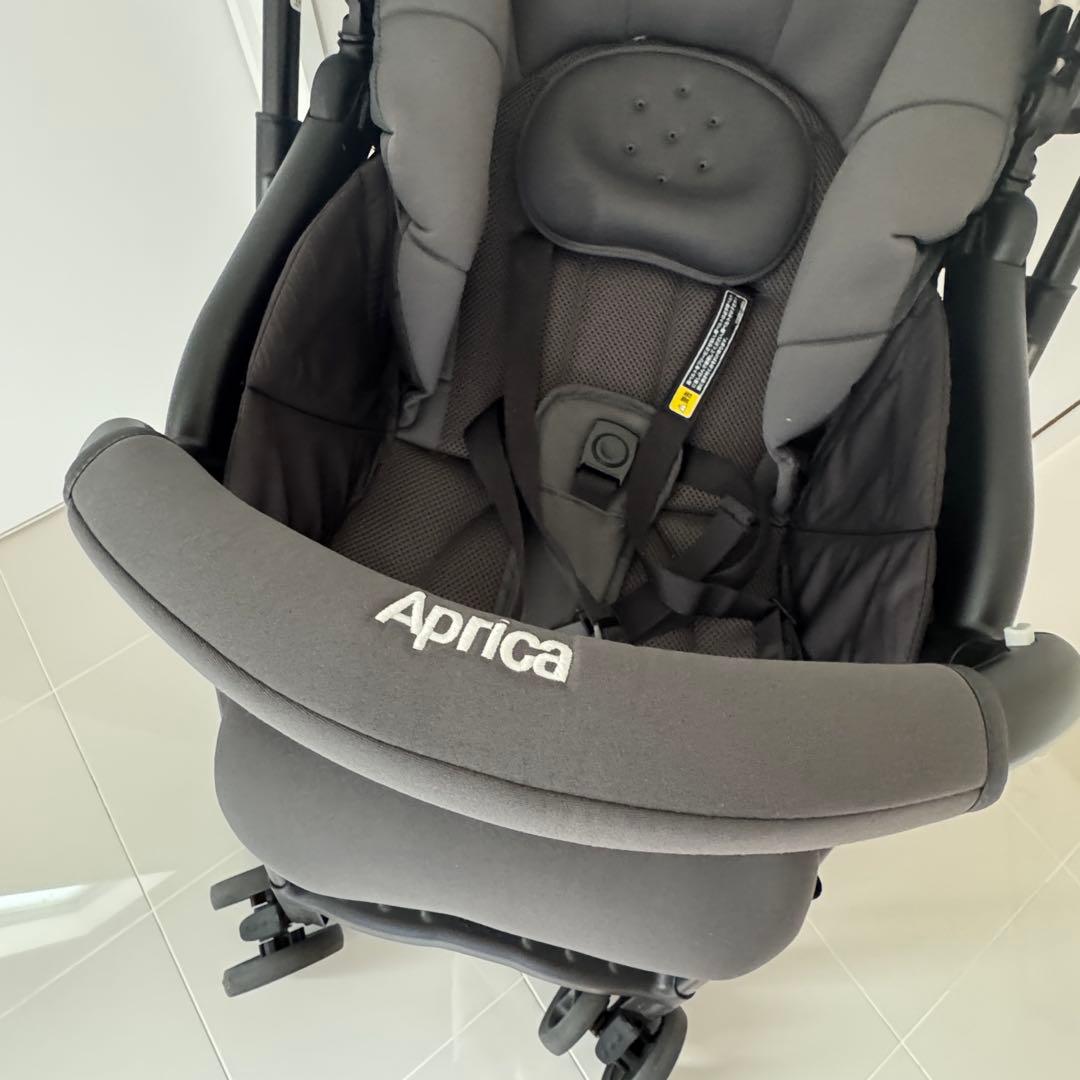 軽量ベビーカー アップリカ カルーンエアーメッシュAB 美品