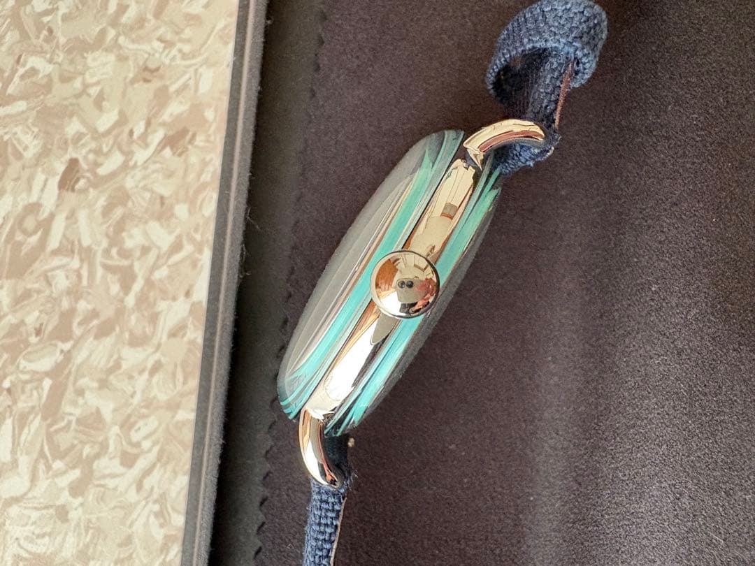 腕時計　日本未上陸　自動巻き