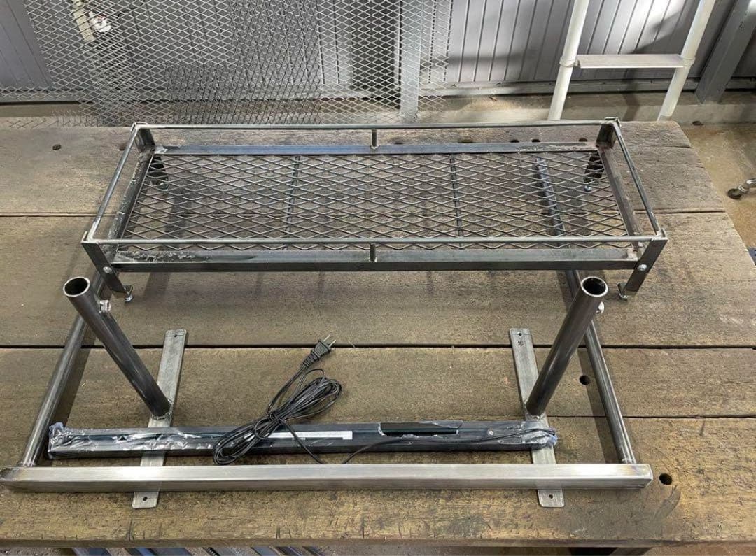 1台限定　黒塗装済み完成品　アイアン　ミニ植物棚　ダクトレール50cm付き！