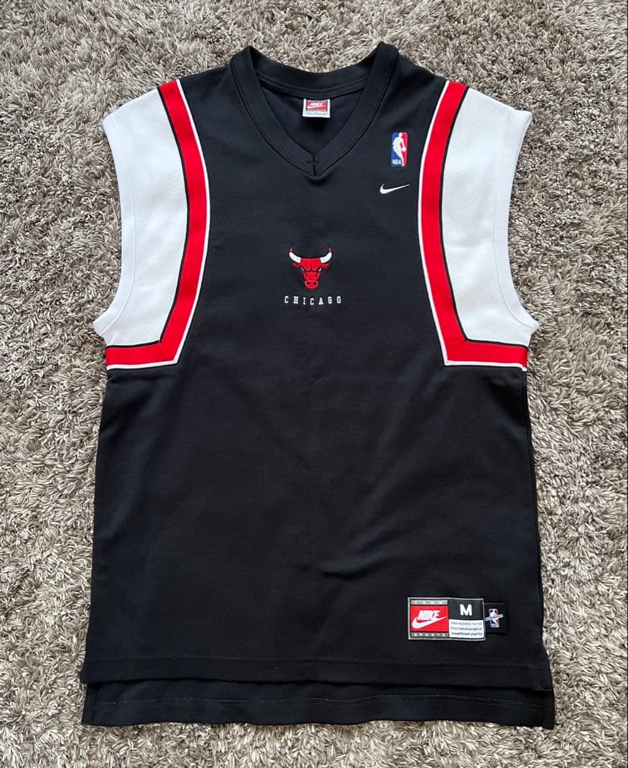 Nike シカゴ・ブルズ オーセンティックシューティングシャツ　M