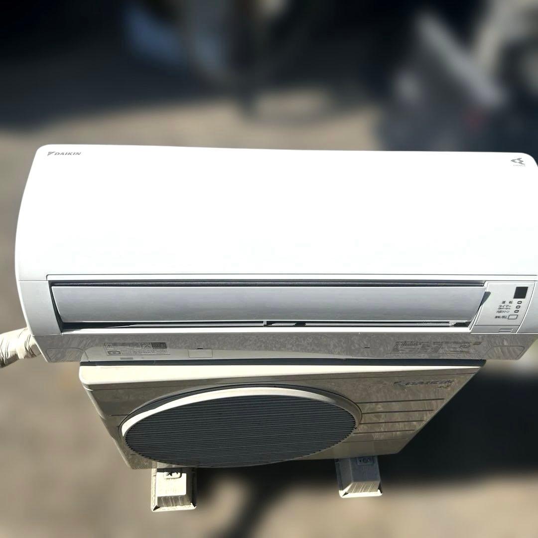 取り付け工事込み❗️極美品‼️ダイキン　ルームエアコン　　2024年製　6畳〜8畳