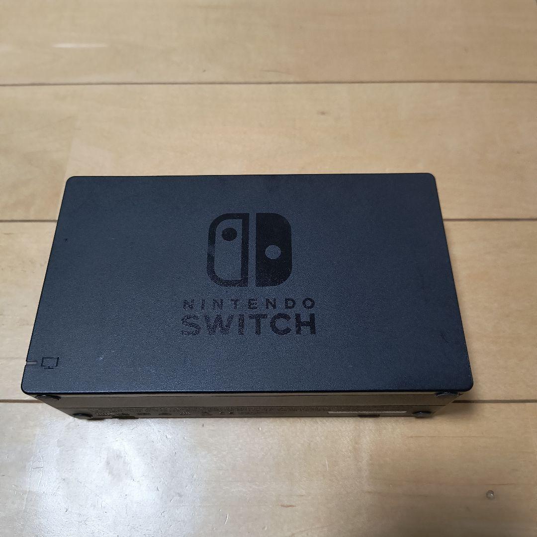 Switch ブラック 本体　コントローラー無　ドックとケーブル付