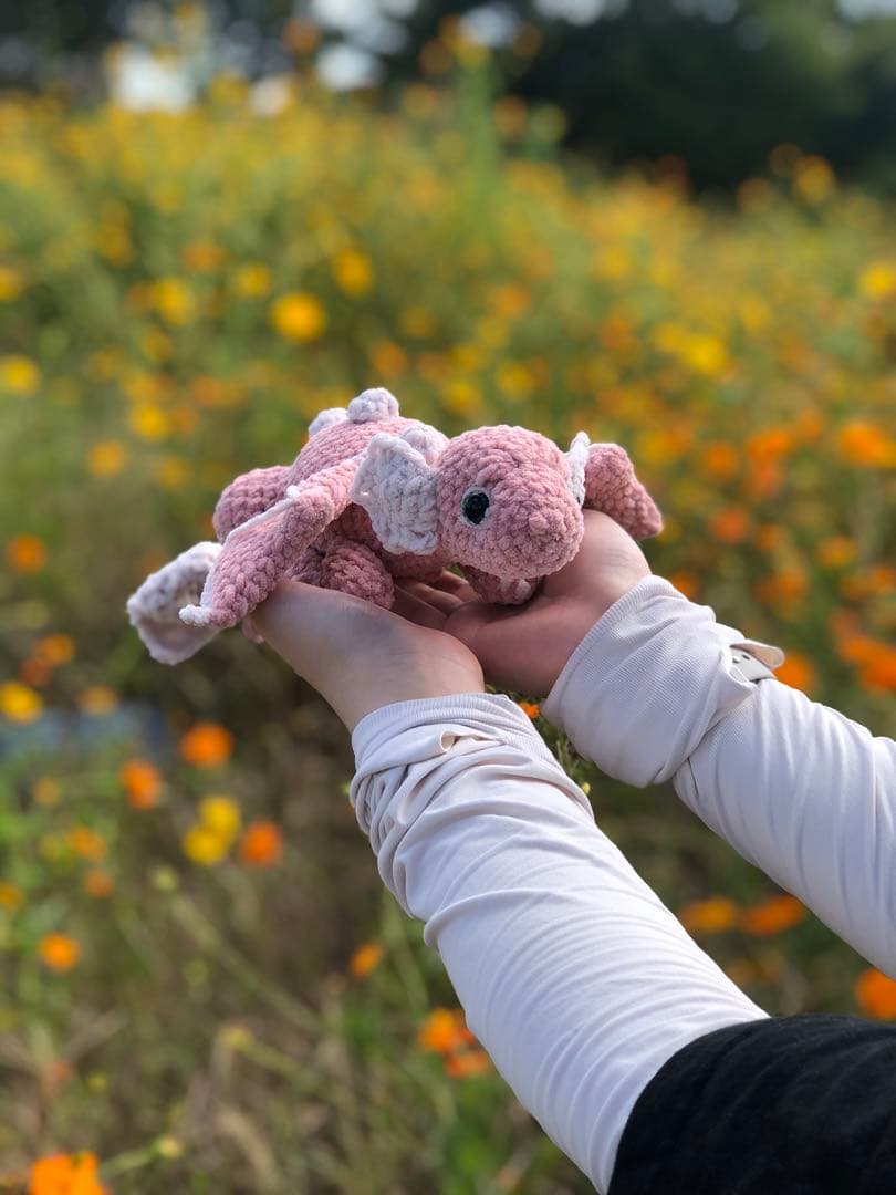 ドラゴン　あみぐるみ