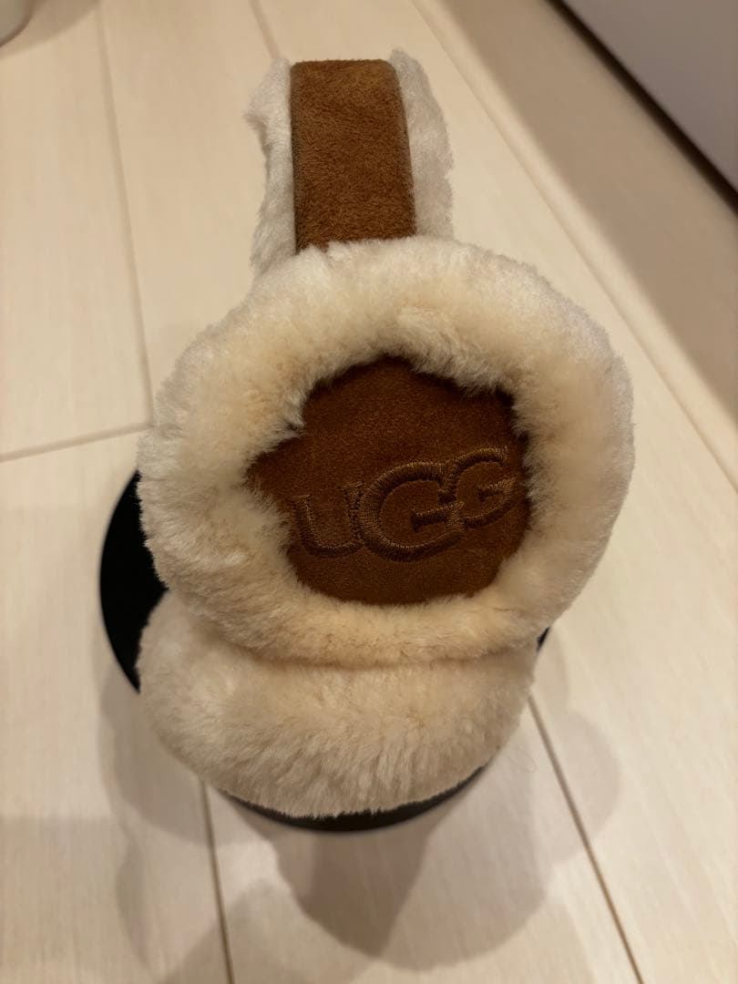 ugg イヤーマフ　耳あて　チェスナット