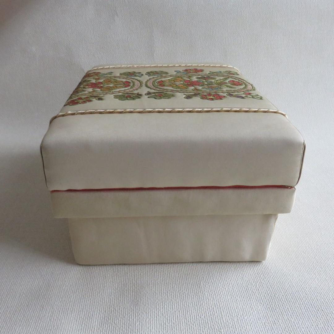 未使用　カルトナージュ　お茶箱