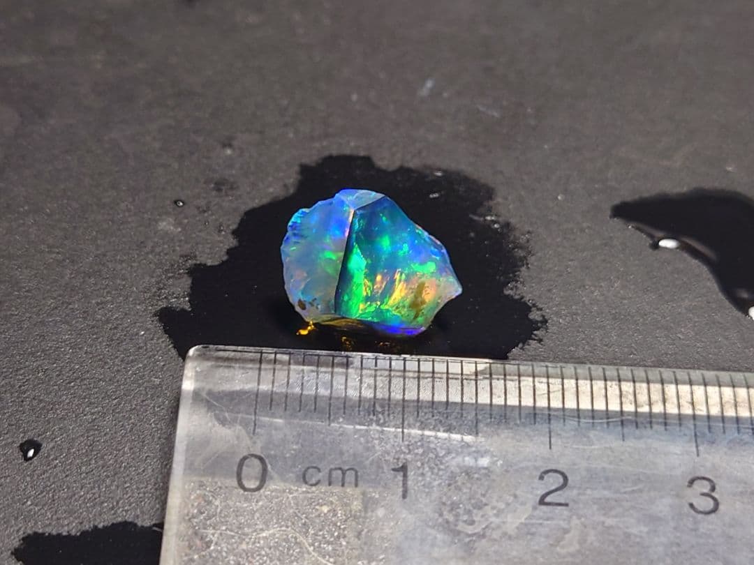 エチオピア　ウェロ産　チョーク　オパール　原石　鉱物標本