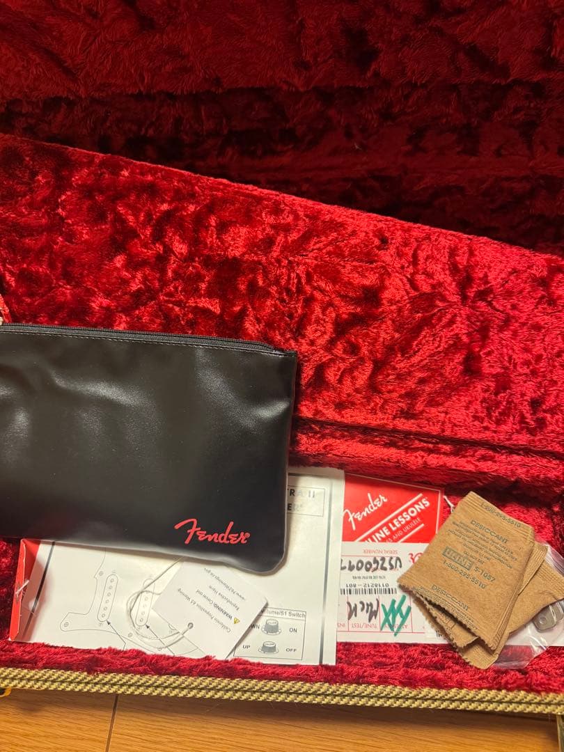 Fender Ultra Luxe Vintage 50s ストラトキャスター