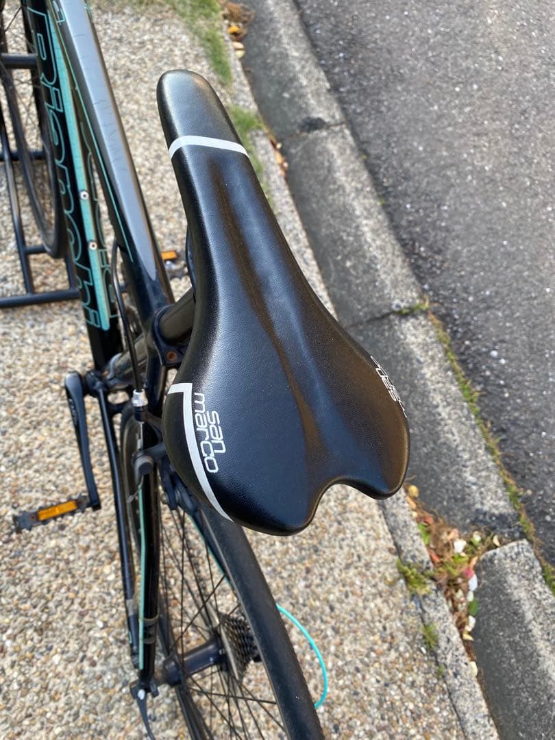 Bianchi ロードバイク ブラック/ターコイズ