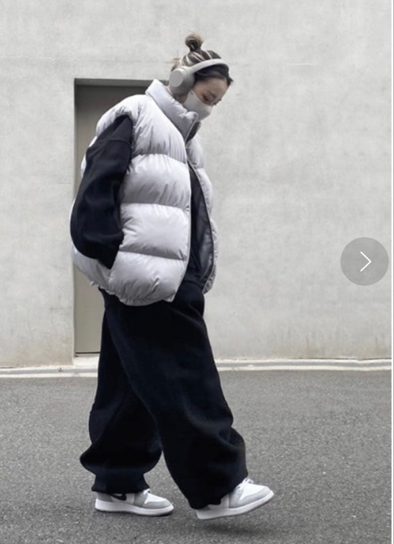 yaca ダウンベスト　Freeサイズ