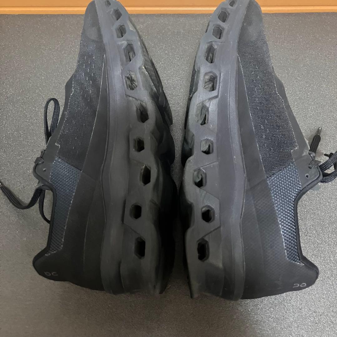 オン On クラウドモンスター ランニングシューズ スニーカー スポーツ