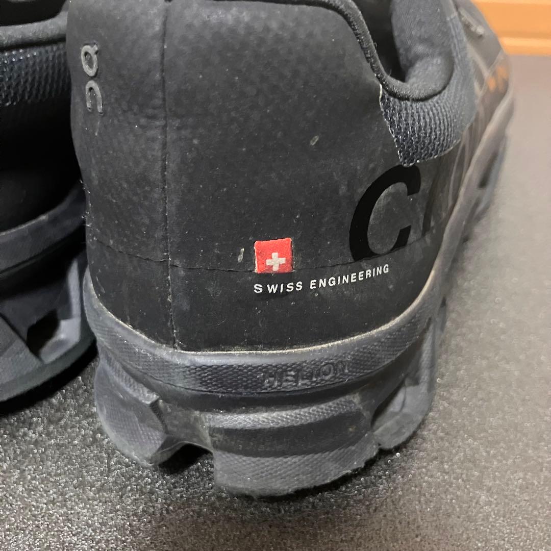 オン On クラウドモンスター ランニングシューズ スニーカー スポーツ