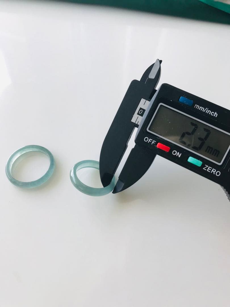 [R100-001&002］ 翡翠　くりぬきリング　グアテマラ産　9号&16号