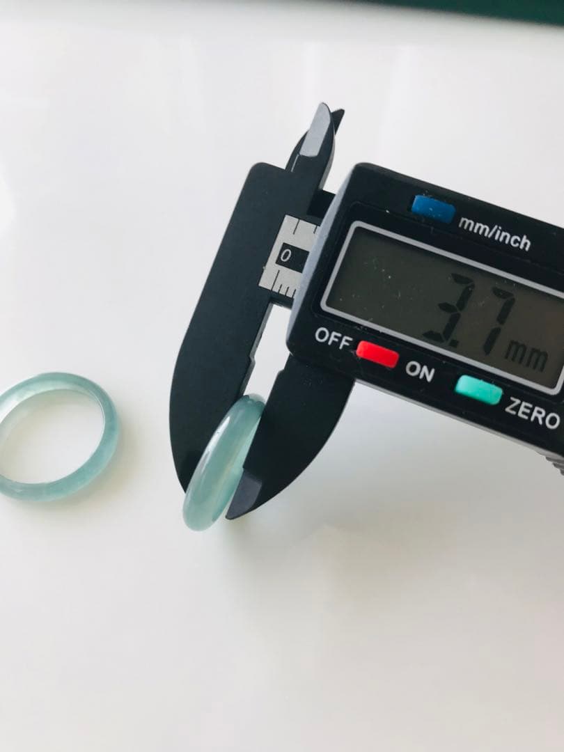 [R100-001&002］ 翡翠　くりぬきリング　グアテマラ産　9号&16号