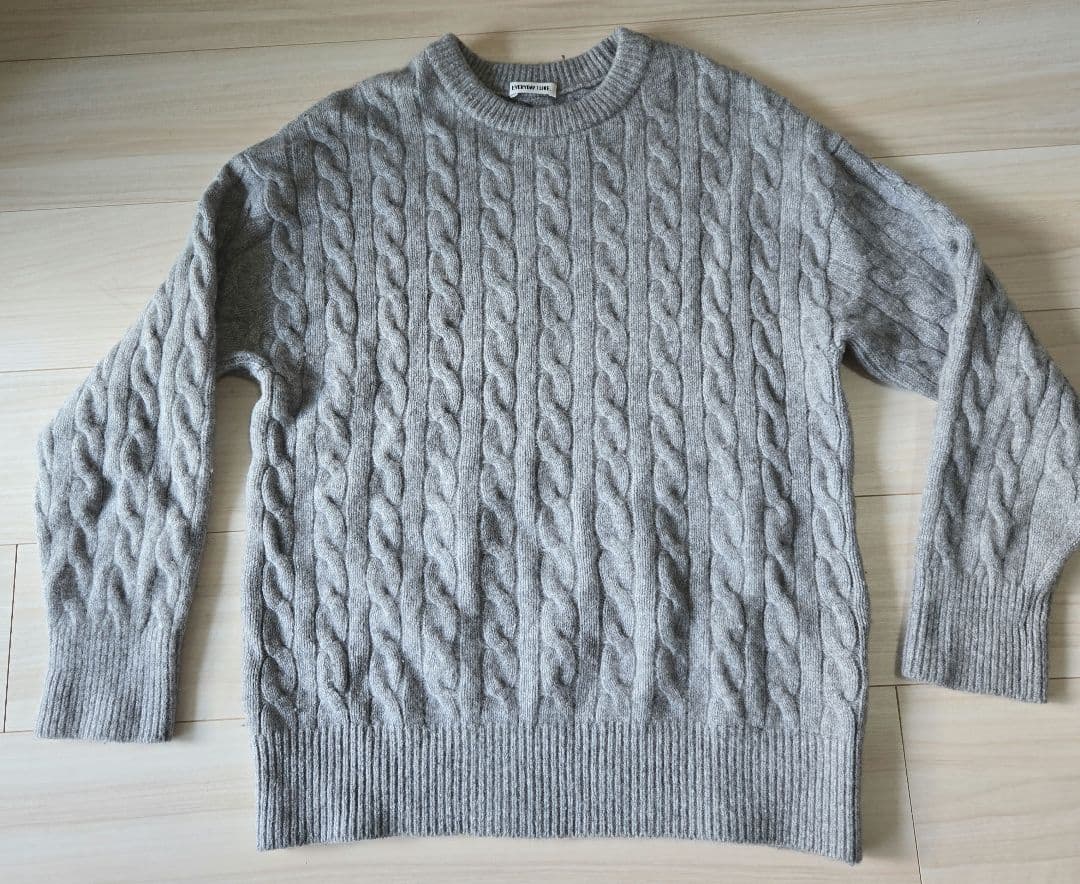 02341 　エブリデイアイライク　ケーブルニット カシミヤ混　グレー