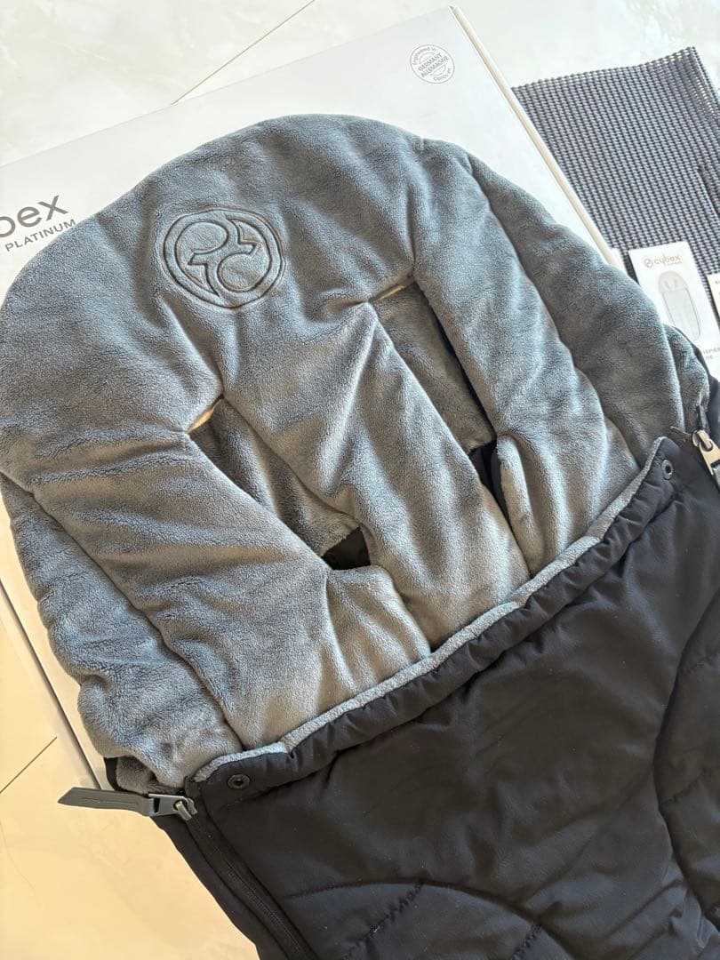 【美品/サイベックス】プラチナム フットマフ ディープブラック