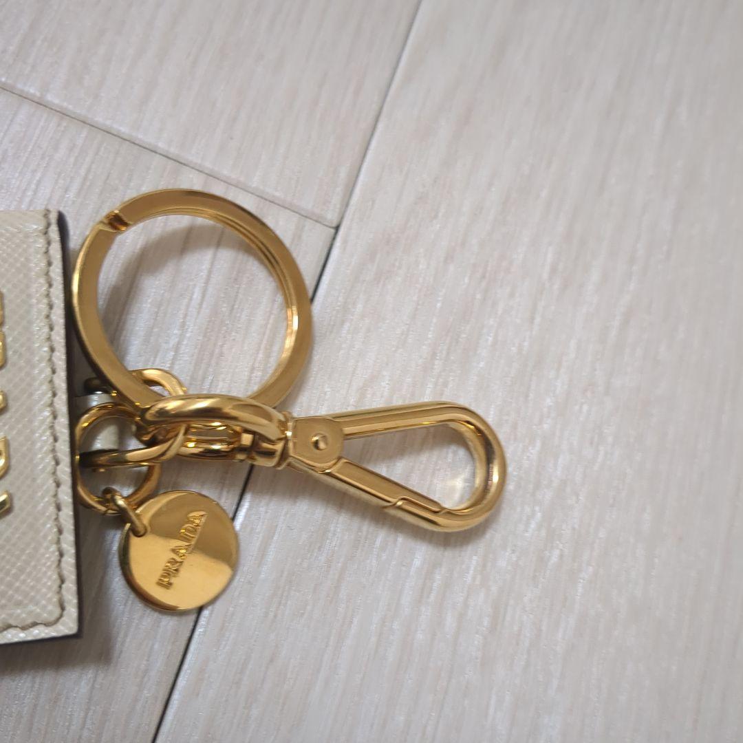 【極美品】PRADA プラダ バッグチャーム キーリング ノートモチーフ