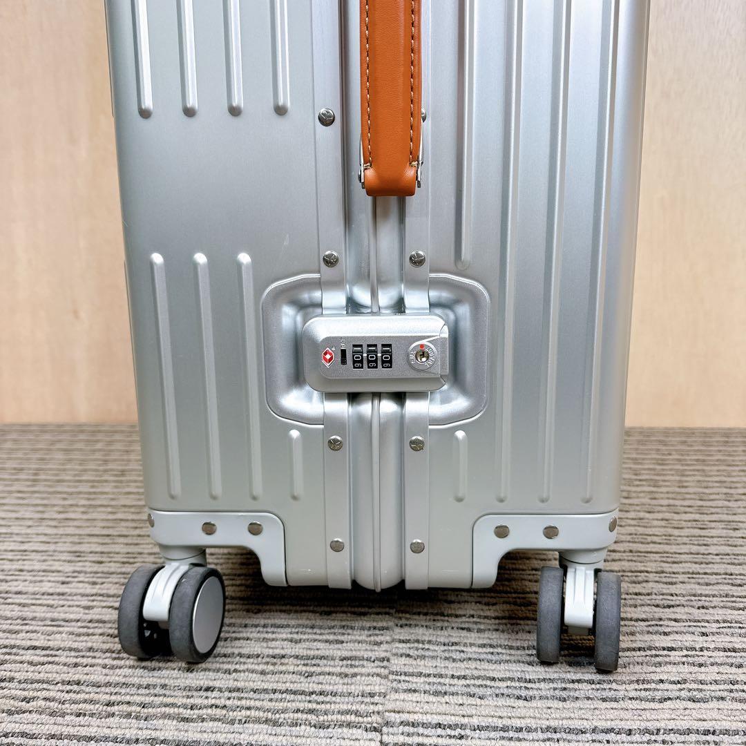 innovator INV5811stp 70L アルミ スーツケース Mサイズ