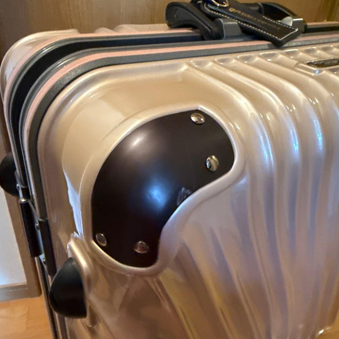 大型　約93L ピンク　波状テクスチャ キャリーケース　スーツケース