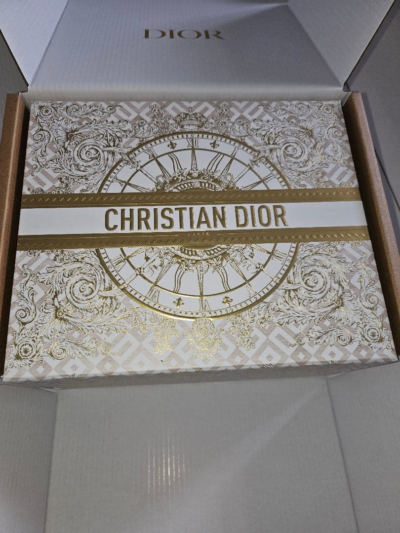 TXTのヨンジュンさん愛用DIOR　AMBRE　NUIT香水　週末までSALE