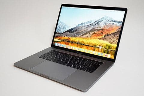 Apple MacBook Pro 15インチ 2018