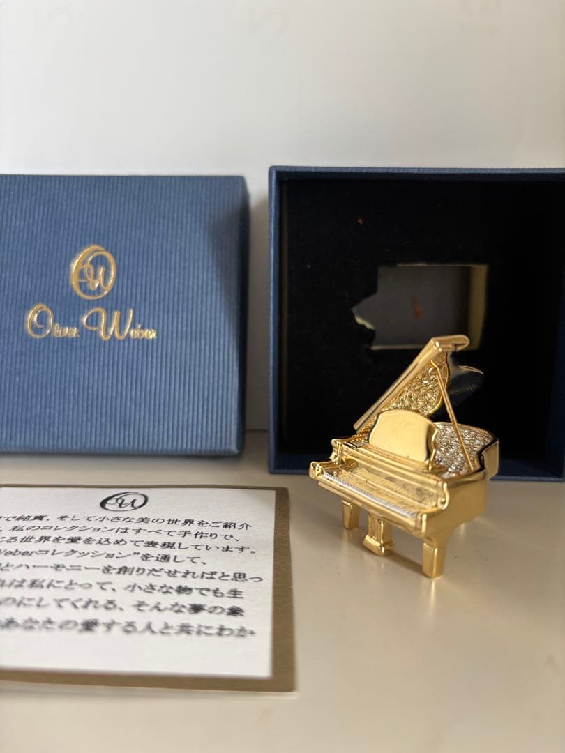 オリバーウェーバー　スワロフスキー　クリスタル　ピアノ　置物　芸術　オーストリア