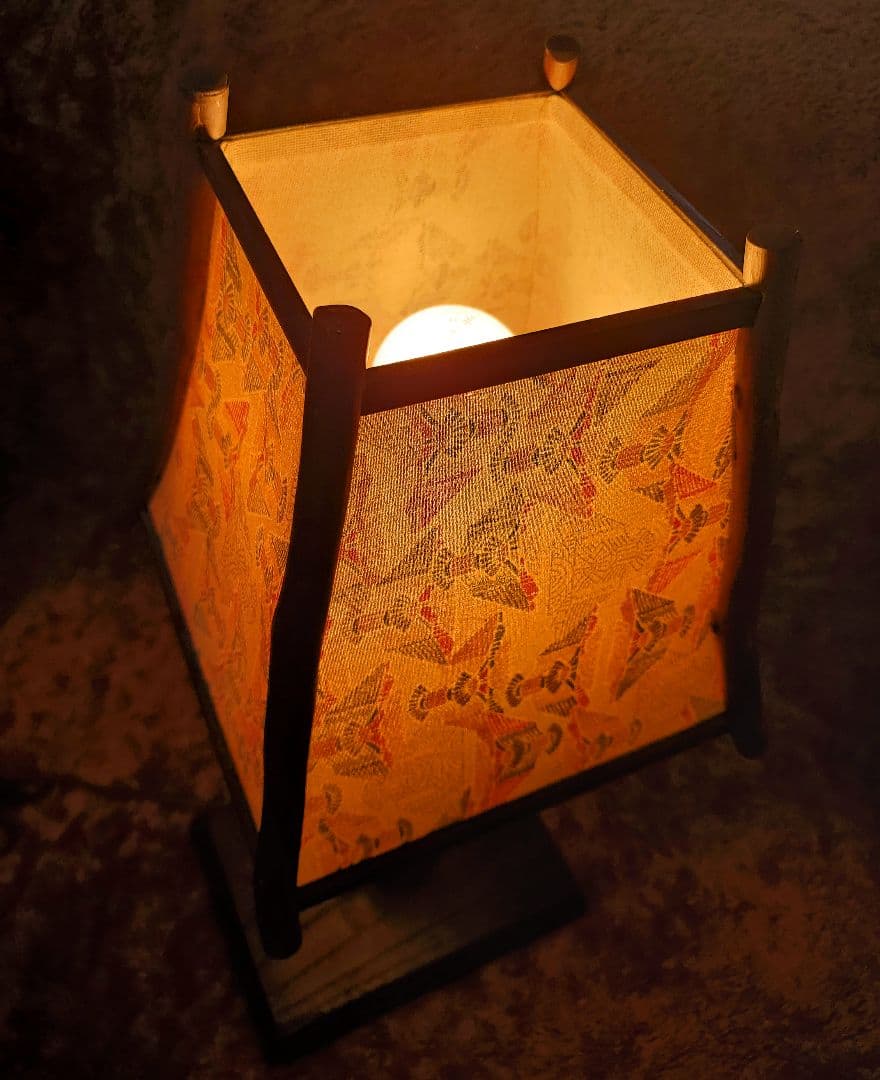 雰囲気のあるランプ　伝統工芸品