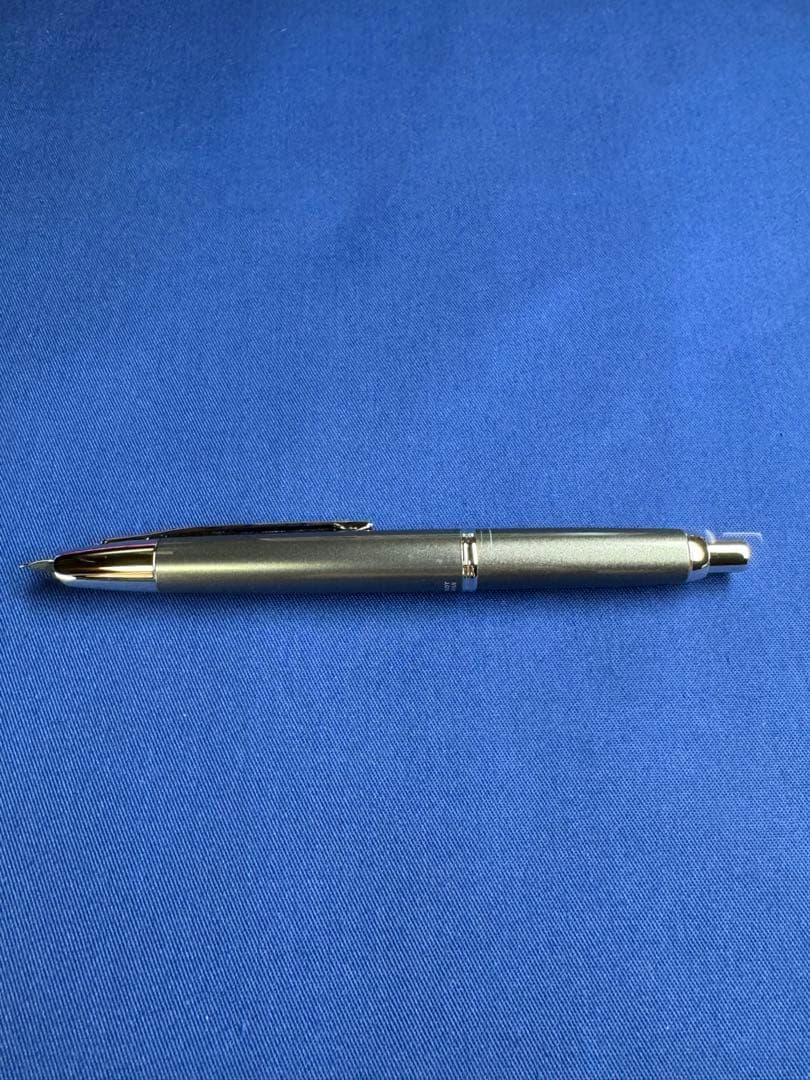 キャップレス デシモ　ダークグレーマイカ